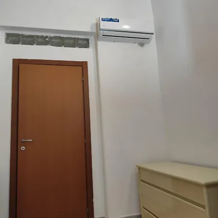 House In Historic Style Palace Appartement *